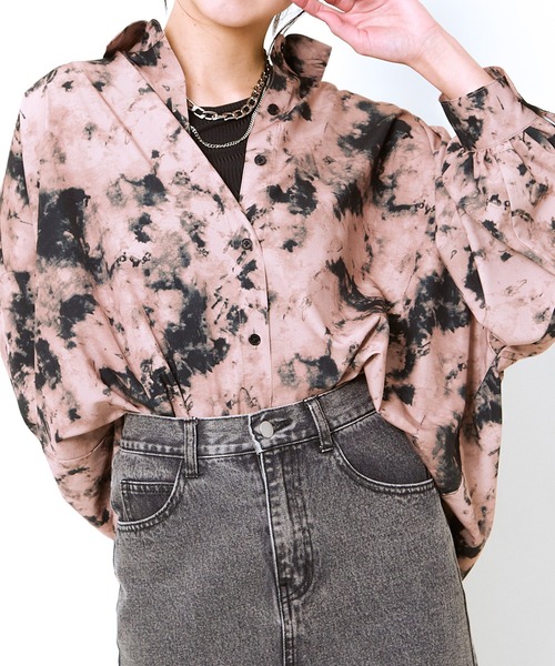 GORGE(ゴージ)の「《タンク付き2点セット×モヤ柄》レディース シャツ セットアイテム 羽織り トレンド 春夏秋(シャツ/ブラウス・レディース・ブラック/ブラウン・F)」の5枚目の写真