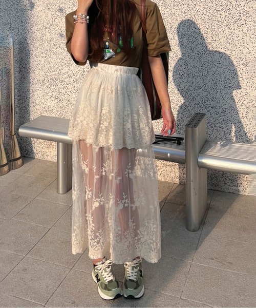 AMAJI(アマジ)の「レース×刺繍シアースカート(スカート・レディース・ホワイト/ブラック/アイボリー・FREE)」の6枚目の写真