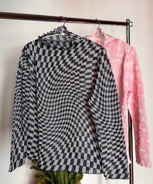 Siblings(シブリングス)の「Long Sleeve(Tシャツ/カットソー・レディース・ブラック/ピンク・SMALL/LARGE)」の1枚目の写真