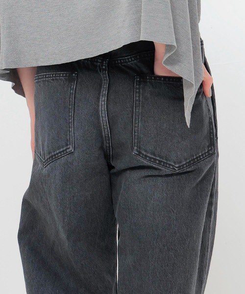 DRESSLAVE（ドレスレイブ）の「over tuck black denim pants(オーバータックブラックデニムパンツ)（デニムパンツ・レディース・ブラック・38）」の6枚目の写真