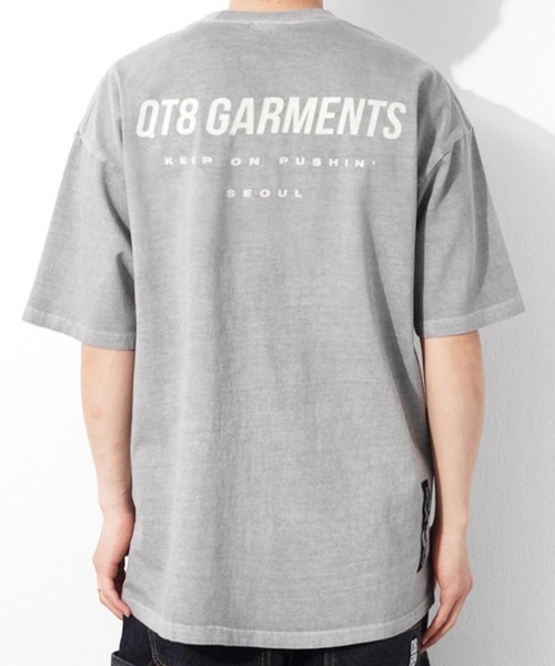 QT8（キューティーエイト）の「QT8 GARMENTS／Pigment ロゴ T（Tシャツ/カットソー・メンズ・グレー/ネイビー/チャコール・MEDIUM/LARGE）」の8枚目の写真
