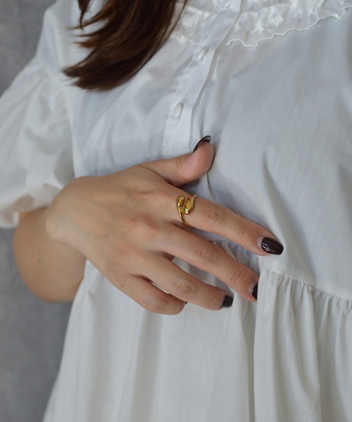 BROTHERHOOD(ブラザーフッド)の「【earyear】Tear Open design peti Volume Ring(リング・レディース・シルバー/ゴールド・MEDIUM/LARGE)」の12枚目の写真