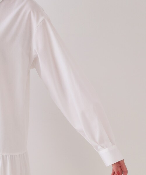 OPAQUE.CLIP（オペークドットクリップ）の「裾タックティアードシャツワンピース【洗濯機洗い可】（ワンピース・レディース・ネイビー/ホワイト・42/40/38）」の15枚目の写真