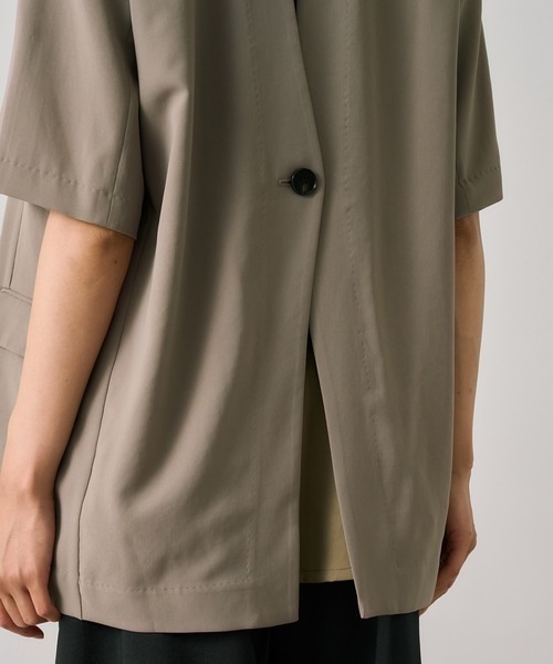 UNITED TOKYO（ユナイテッドトウキョウ）の「レイヤードハーフスリーブジャケット｜吸水速乾/防シワ/ストレッチ/冷房対策/オフィスカジュアル/サマージャケット/春服（テーラードジャケット・レディース・ブラック/ライトブラウン・FREE）」の21枚目の写真