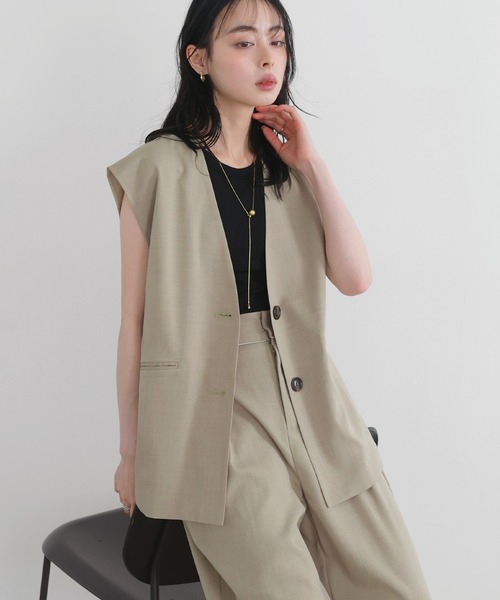 LIAN(リアン)の「リネンタッチノーカラーベスト(ベスト・レディース・アイボリー/ブラック/チャコールグレー/ベージュ・FREE)」の8枚目の写真