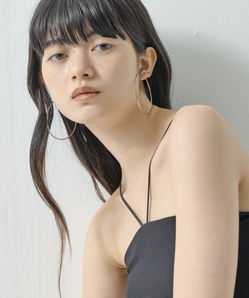 ORLEAN（オルレアン）の「【ORLEAN】 シンプルフープピアス 6cm（ピアス（両耳用）・レディース・シルバー/ゴールド・フリー）」の11枚目の写真