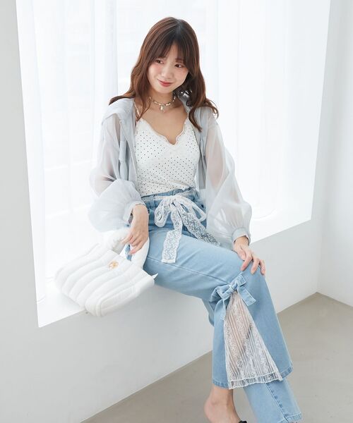 MAJESTIC LEGON（マジェスティックレゴン）の「カップ付きローズリボンキャミ（キャミソール・レディース・ホワイト系その他2/レッド系その他2/グレー系その他/ブラック系その他・MEDIUM）」の5枚目の写真