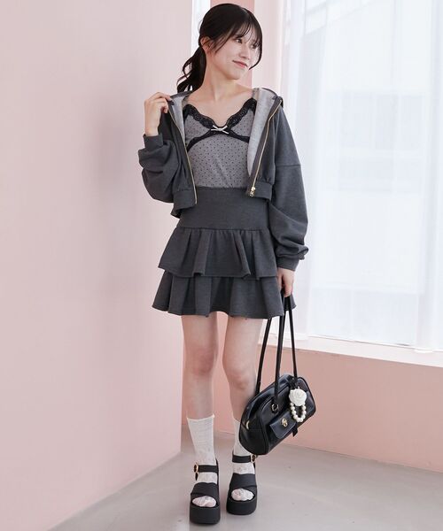 MAJESTIC LEGON（マジェスティックレゴン）の「カップ付きローズリボンキャミ（キャミソール・レディース・ホワイト系その他2/レッド系その他2/グレー系その他/ブラック系その他・MEDIUM）」の13枚目の写真