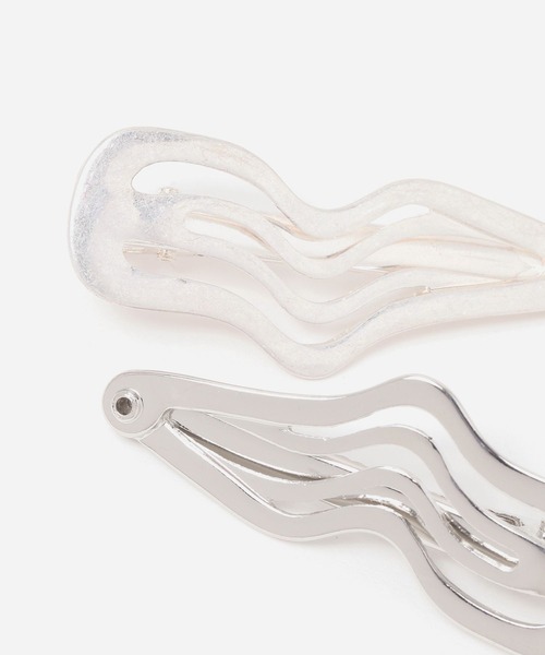 FOREVER 21（フォーエバー トゥエンティーワン）の「デザインヘアピン（ヘアピン・レディース・シルバー・FREE）」の5枚目の写真