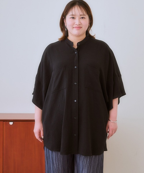 SMILE LAND(スマイルランド)の「<大きいサイズ> ゆるシルエットとろみシボシャツチュニック(その他トップス・レディース・モカ/ピンク/ブラック/チャコールグレー/パープル/ダークブラウン・L/LL/3L/4L/5L)」の19枚目の写真