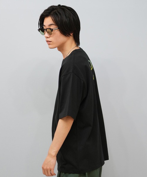 RVCA（ルーカ）の「RVCA/ルーカ 半袖Tシャツ ブランドロゴ オーバーサーズ BF04A-203（Tシャツ/カットソー・メンズ・ホワイト/ダークグレー/ブラック・L/M/S）」の22枚目の写真