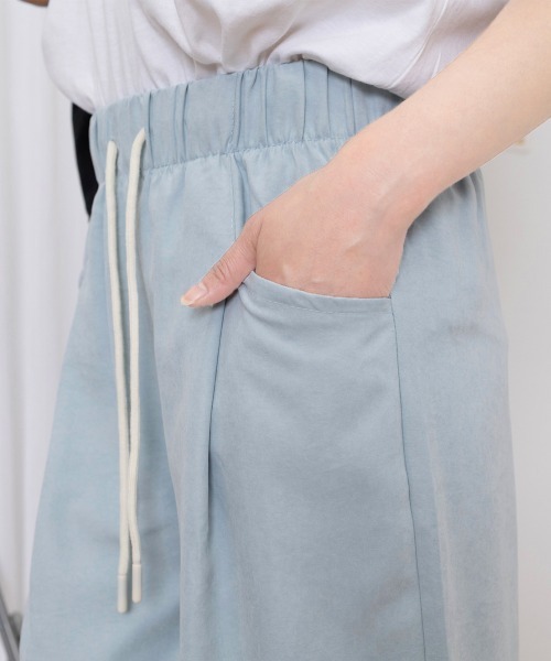 Miniministore(ミニミニストア)の「ワイドパンツウエストゴムストレートパンツ(スラックス・レディース・オフホワイト/ブラック/ブルーグレー/ベージュ/ピンク・FREE)」の6枚目の写真