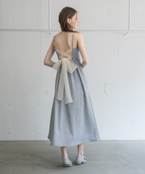 idem（イデム）の「tulle ribbon sweat cami  onepiece／バックリボンスウェットワンピ（ワンピース・レディース・ネイビー/グレー・FREE）」の7枚目の写真