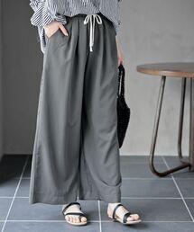 フロントタックワイドイージーパンツ