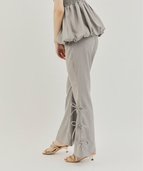 Olu.（オルドット）の「サイドリボンフレアパンツ[セットアップ可能]（その他パンツ・レディース・グレー/ネイビー・0/1）」の9枚目の写真