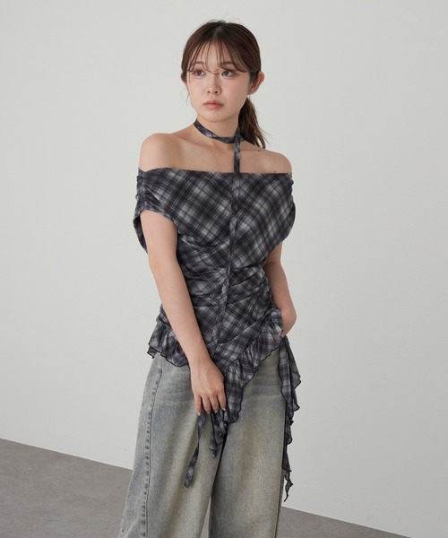 RAY CASSIN（レイカズン）の「【マルチウェイ/チョーカー付き】裾フリルドロストTシャツ（Tシャツ/カットソー・レディース・ホワイト系その他3/ブラック系その他3/ブラック系その他2/ブルー系その他2/カーキ・FREE）」の12枚目の写真