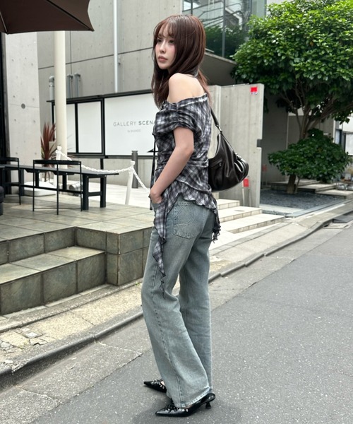 RAY CASSIN（レイカズン）の「【マルチウェイ/チョーカー付き】裾フリルドロストTシャツ（Tシャツ/カットソー・レディース・ホワイト系その他3/ブラック系その他3/ブラック系その他2/ブルー系その他2/カーキ・FREE）」の11枚目の写真