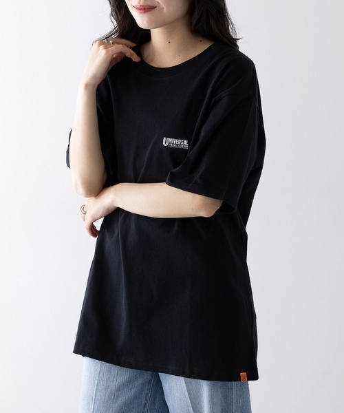 UNIVERSAL OVERALL（ユニバーサルオーバーオール）の「【UNIVERSAL OVERALL】EMBROIDERY TEE U2523249（Tシャツ/カットソー・レディース・ホワイト/ブラック/オートミール・S/M/L/XL）」の7枚目の写真