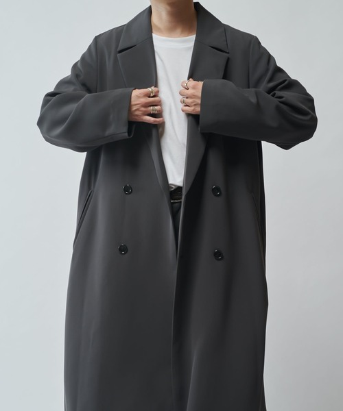 Lui's(ルイス)の「ベーシックロングトレンチコート(トレンチコート・メンズ・チャコールグレー/ブラック・S/M)」の11枚目の写真