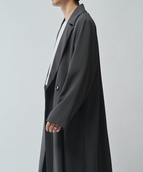 Lui's(ルイス)の「ベーシックロングトレンチコート(トレンチコート・メンズ・チャコールグレー/ブラック・S/M)」の13枚目の写真