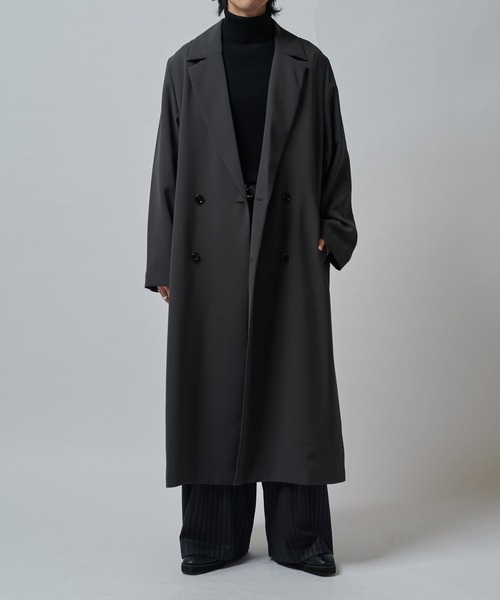 Lui's(ルイス)の「ベーシックロングトレンチコート(トレンチコート・メンズ・チャコールグレー/ブラック・S/M)」の15枚目の写真