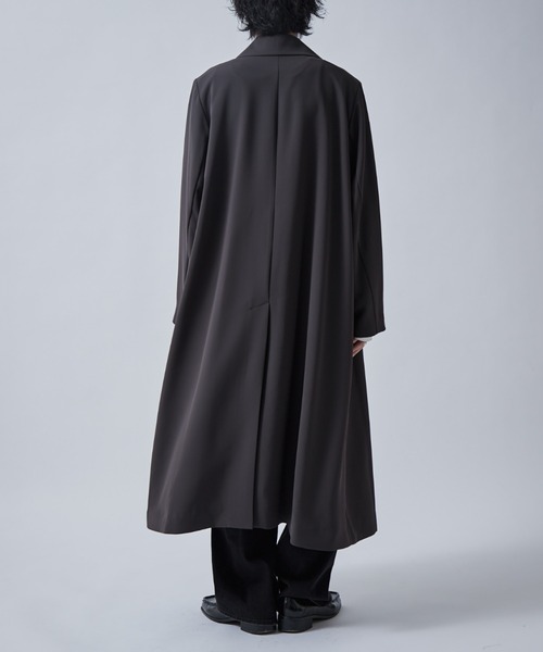 Lui's(ルイス)の「ベーシックロングトレンチコート(トレンチコート・メンズ・チャコールグレー/ブラック・S/M)」の20枚目の写真