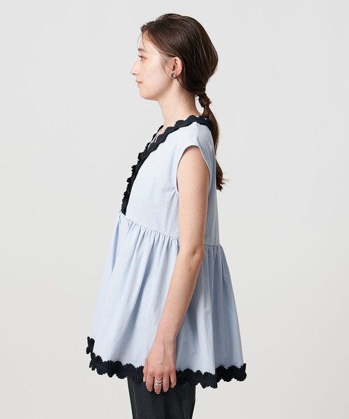 UNITED ARROWS（ユナイテッドアローズ）の「タックプリーツフリル V