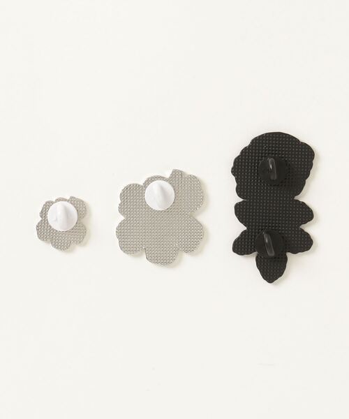 marimekko(マリメッコ)の「【kioski】Unikko / Pumpuli Set I pin set(その他小物・レディース・ライトグレー・FREE)」の7枚目の写真
