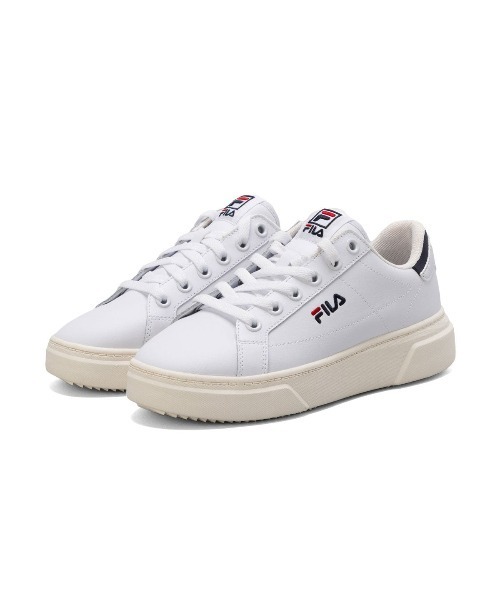 FILA(フィラ)の「FILA フィラ - スニーカー COURT PLUMPY FEATHERY WHITE/FILA NAVY/FILA RED 【UFW24054-125】(スニーカー・メンズ・ホワイト・24.0cm/25.0cm/23.0cm)」の1枚目の写真