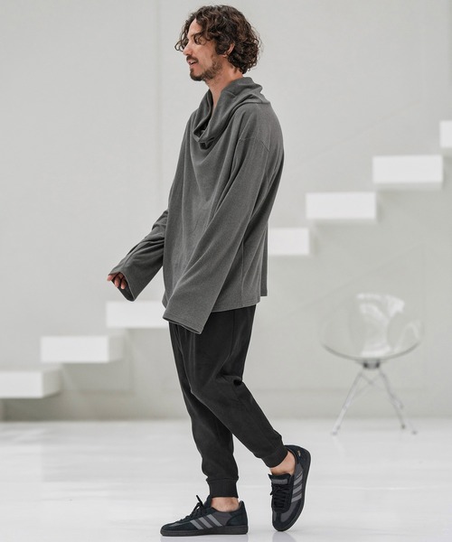 CAMBIO(カンビオ)の「mlt5298-起毛ドレープネックカットソー(Tシャツ/カットソー・メンズ・グレー/ブラック/ベージュ・S/M/L)」の21枚目の写真