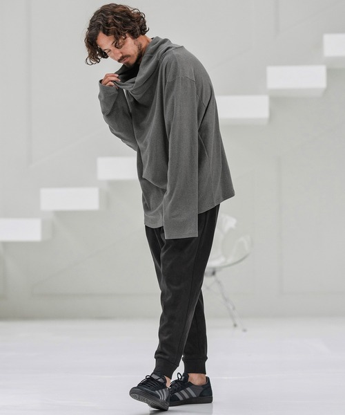 CAMBIO(カンビオ)の「mlt5298-起毛ドレープネックカットソー(Tシャツ/カットソー・メンズ・グレー/ブラック/ベージュ・S/M/L)」の22枚目の写真