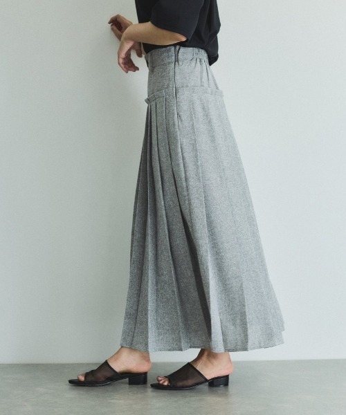 VICKY（ビッキー）の「サマーツィードプリーツスカート≪手洗い可能≫（スカート・レディース・オフホワイト/ブラウン/ライトグレー・M）」の3枚目の写真