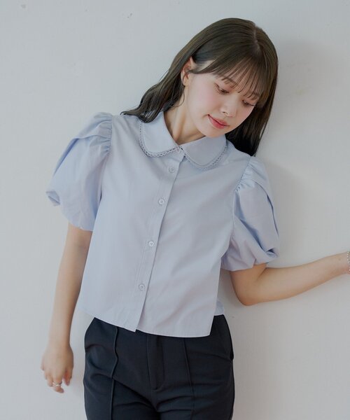 Chico（チコ）の「【SALON by Chico】ダブルカラーパフスリーブシャツ