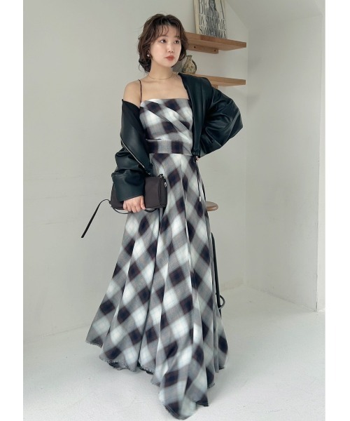 オンブレチェックアシメヘムキャミドレス オンブレチェックアシメヘムキャミドレス（ワンピース）｜FRAY
