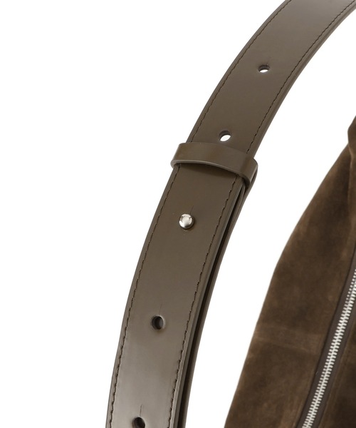 NOTHING WRITTEN（ナッシングリトゥン）の「【NOTHING WRITTEN（ナッシングリトゥン）】HT SUEDE SHOULDER BAG（ショルダーバッグ・レディース・ブラウン・FREE）」の10枚目の写真