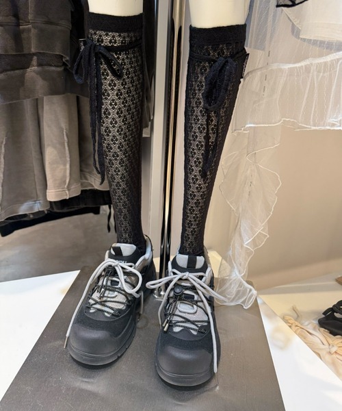 Never mind the XU / Chikashitsu+（ネバーマインド ザ エックスユー / チカシツプラス）の「【Nerd out XU】draw code canvas sneaker / 【ナードアウトエックスユー】ドローコードキャンバスボリュームスニーカー（スニーカー・レディース・ブラック・24.5cm/23.5cm/24cm）」の14枚目の写真