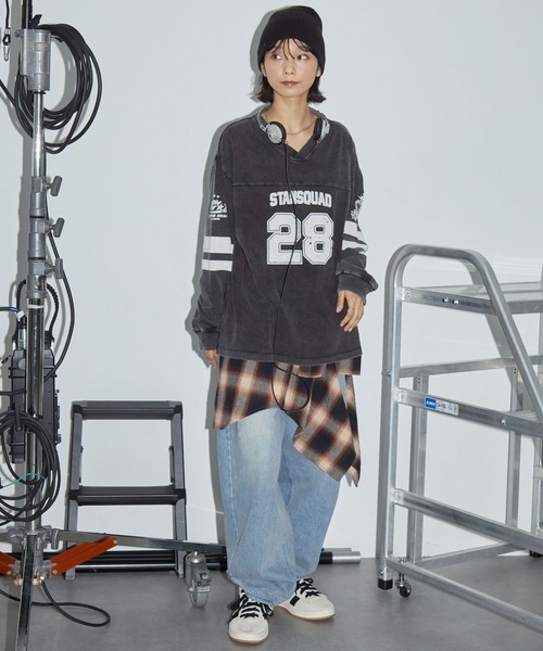 Anchor Smith(アンカー スミス)の「ヴィンテージパウダーブリーチ加工 ナンバリングホッケーデザインロンT(Tシャツ/カットソー・レディース・ネイビー/レッド/ブラック・M/L)」の15枚目の写真
