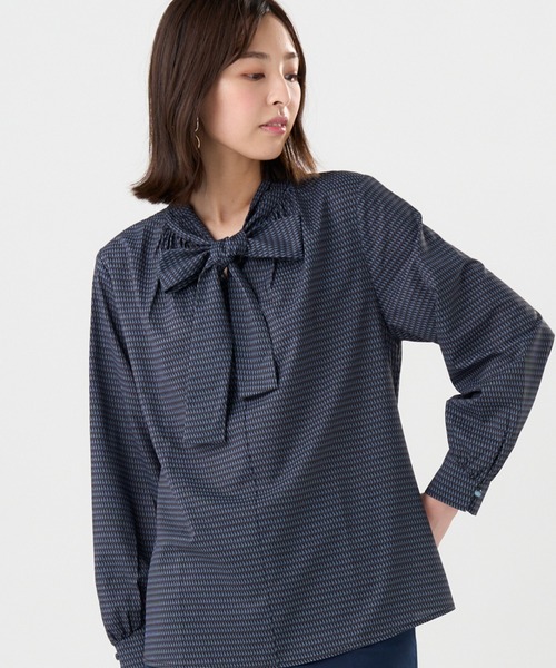 TOKYO SHIRTS(トウキョウシャツ)の「リボンボウタイ プリントブラウス 長袖(シャツ/ブラウス・レディース・ブラウン/グレー・M/L)」の1枚目の写真