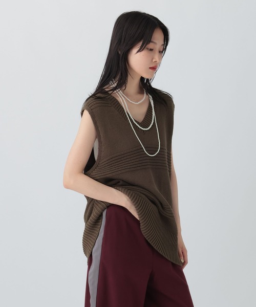 LEPSIM（レプシィム）の「5ゲージベストチュニック　581682（ベスト・レディース・ダークブラウン/チャコールグレー/アイボリー・FREE）」の17枚目の写真