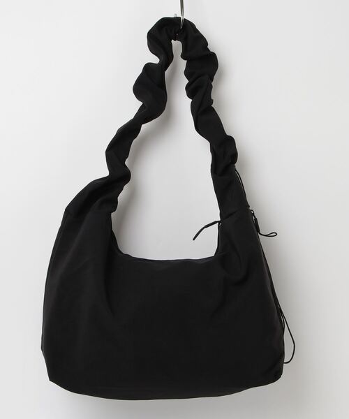 Shelly island（シェリーアイランド）の「ナイロンシャーリングショルダーバッグ（ショルダーバッグ・レディース・ホワイト/ブラック・FREE）」の11枚目の写真