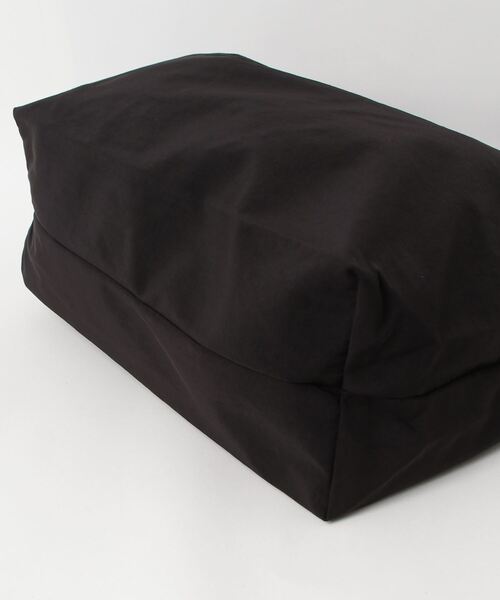 Shelly island（シェリーアイランド）の「ナイロンシャーリングショルダーバッグ（ショルダーバッグ・レディース・ホワイト/ブラック・FREE）」の12枚目の写真