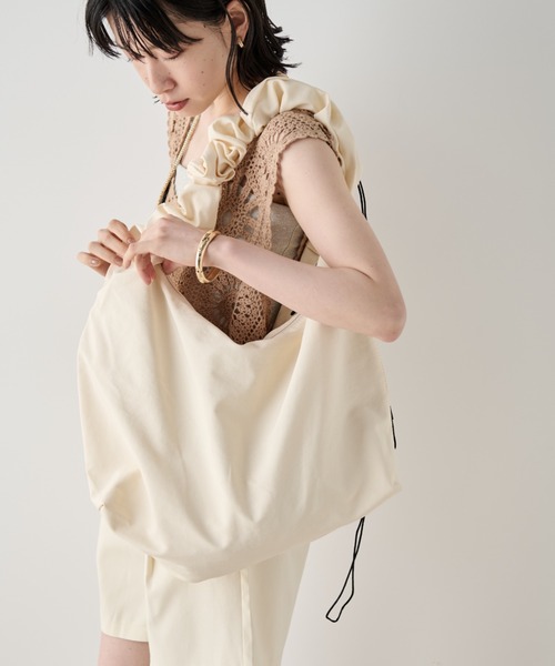 Shelly island（シェリーアイランド）の「ナイロンシャーリングショルダーバッグ（ショルダーバッグ・レディース・ホワイト/ブラック・FREE）」の20枚目の写真