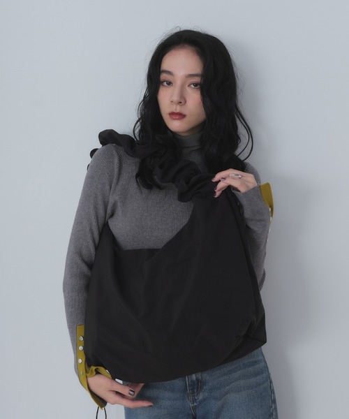 Shelly island（シェリーアイランド）の「ナイロンシャーリングショルダーバッグ（ショルダーバッグ・レディース・ホワイト/ブラック・FREE）」の15枚目の写真