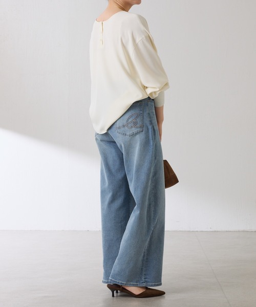 COLLAGE GALLARDAGALANTE（コラージュガリャルダガランテ）の「2WAYロゴ袖ラメリブロンT（Tシャツ/カットソー・レディース・オフホワイト/ネイビー・FREE）」の11枚目の写真