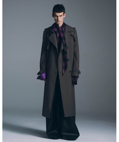 ato（アトウ）の「SYNTHETIC LEATHER WIDE FLAIR PANTS（その他パンツ・メンズ・ブラック・44/46/48）」の5枚目の写真