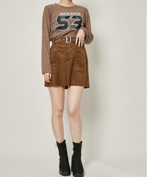 GORGE(ゴージ)の「《ドロスト×カモフラロゴ》細見えシルエットが叶うテレコトップス(Tシャツ/カットソー・レディース・ブラック/ブラウン/チャコール・F)」の8枚目の写真