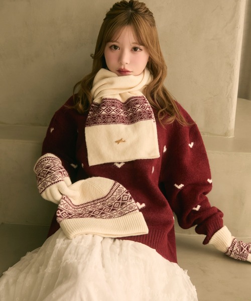 TITTY&CO.(ティティーアンドコー)の「【3点セット】ジャガードニット帽+手袋+マフラー(ニットキャップ/ビーニー・レディース・ベージュ/ブラック/ホワイト・FREE)」の1枚目の写真