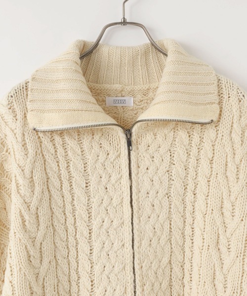 LOWRYS FARM(ローリーズファーム)の「ケーブルハイゲージZIPカーディガン 588922(カーディガン/ボレロ・レディース・アイボリー/ブラウン・FREE)」の14枚目の写真