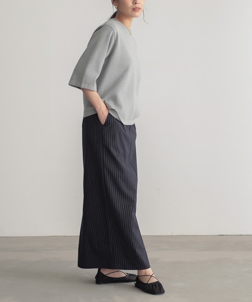 for/c（フォーシー）の「ストレッチナロースカート【サスティナブル】（スカート・レディース・ブラック/グレー/ネイビー・L/M）」の7枚目の写真