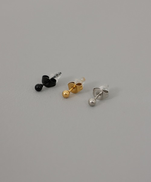 ORLEAN(オルレアン)の「【ORLEAN】 メタルボール ミニピアス 2mm 3mm 4mm サージカルステンレス(ピアス(両耳用)・レディース・シルバー系2/ゴールド系1/ブラック系2/シルバー/ブラック/シルバー系1/ゴールド/ブラック系1/ゴールド系2・フリー)」の21枚目の写真